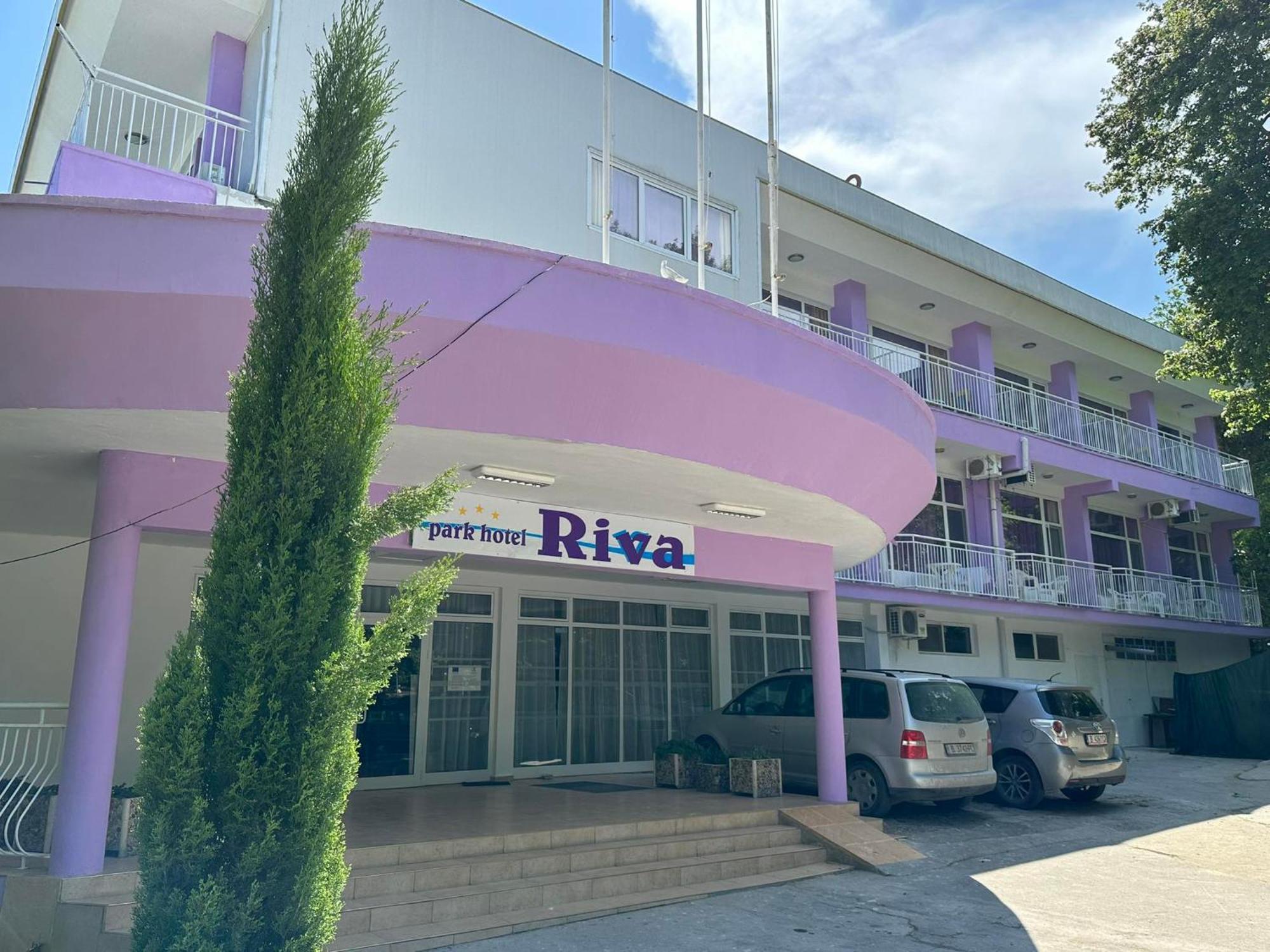 Хотел Рива 골든샌드 외부 사진