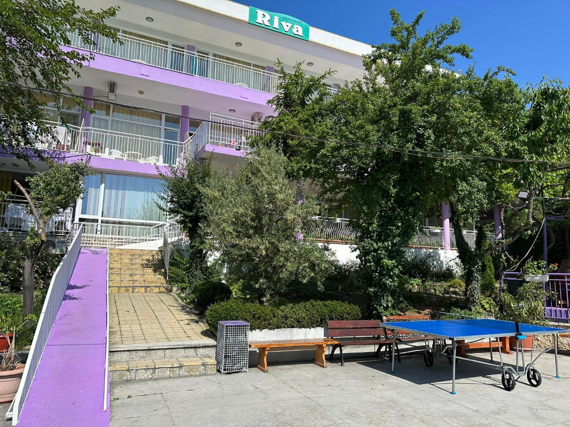 Хотел Рива 골든샌드 외부 사진